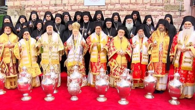 FENER RUM PATRİKHANESİ'NDE KUTSAL YAĞ AYİNİ