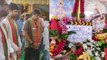 సమంత తో రొమాన్స్ చేస్తున్న విజయ్ దేవరకొండ - VD11 ప్రారంభం  | Oneindia Telugu