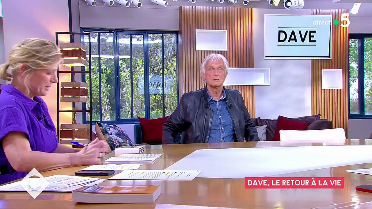 Dave revient dans "C à vous" sur son accident qui a failli lui coûter la vie: "Quand tu tombes, que tu te réveilles 2 semaines après et que tu ne te souviens de rien... Cet accident, ce coma ma changé"