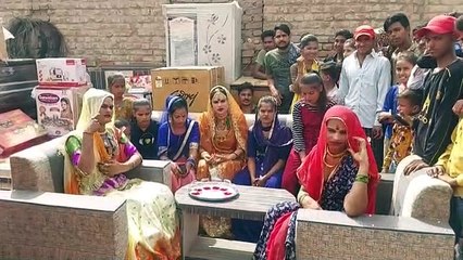 बधाई गाने पहुंचे थे, पता चला 8 बहन-भाई का इकलौता पालनकर्ता ही नहीं रहा