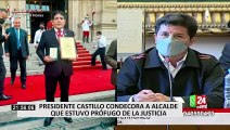 Pedro Castillo condecoró a alcalde de Huancayo acusado de liderar 