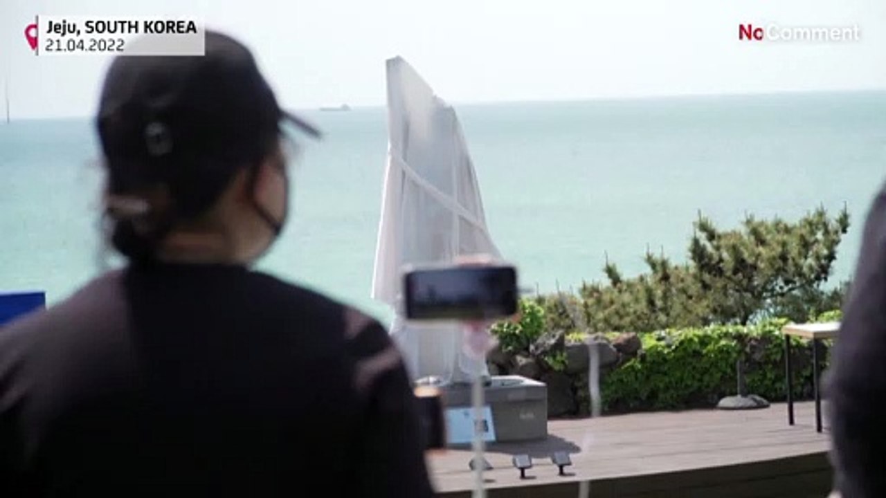 Freddie Mercury statue unveiled on South Korean island