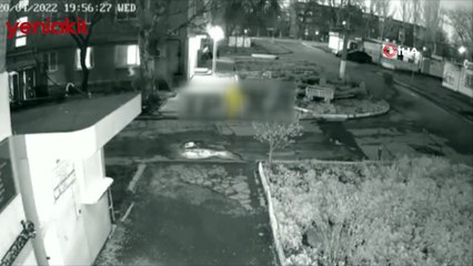 Panik dolu o anlar! Ukraynalı siviller Rus bombalarından böyle kaçıştı