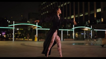 Woman of the Photographs - Tráiler oficial VOSE -