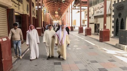 الأجواء الرمضانية تعود إلى سوق المباركية التراثي في الكويت