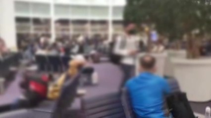 호찌민 향하던 대한항공기 엔진결함으로 회항 / YTN