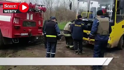 Rus kuşatması altındaki Mariupol’den tahliyeler zorlu koşullar altında sürüyor