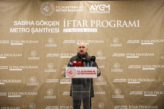 Bakan Karaismailoğlu: Pendik-Sabiha Gökçen Havalimanı Metro Hattımız yaklaşık 7,5 kilometre