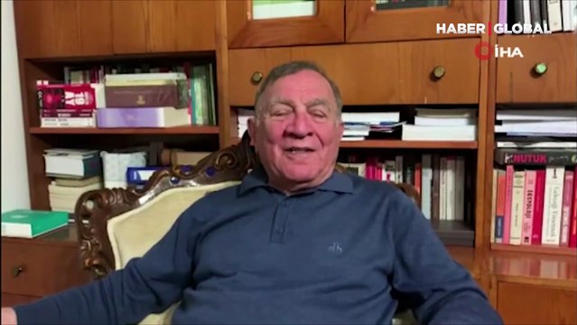 Seyhan Belediye Başkanı Akif Kemal Akay’a iftarda yumurtalı saldırı