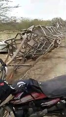 रात आसमान में उठा रेत का गुबार