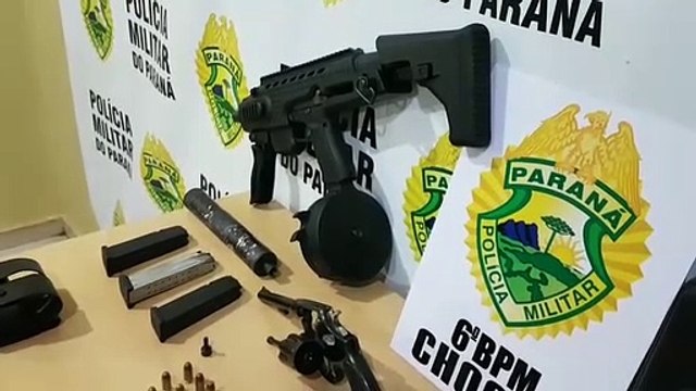 Trabalho entre P2 e Choque tira de circulação duas armas de fogo e acessórios que transformam armas em submetralhadoras