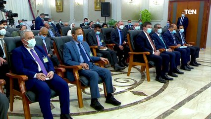 السيسي: أنا كنت صريح وغير مجامل وقولت أن التحديات في مصر أكبر من كل رئيس ولكن مش أكبر من الشعب