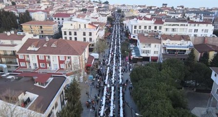 Tekirdağ'da dev cadde trafiğe kapandı, 5 bin kişi iftarda bir araya geldi