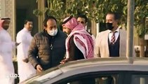 شاهد.. رد فعل المواطنين تجاه سعودي يضرب زوجته الحامل بالشارع