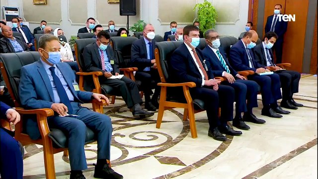 السيسي يرد بحسم على من يطلب وقف حياة كريمة : هل يمكن ان اقبل ان اخويا او اختي يكون معندهمش صرف صحي