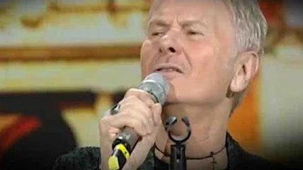 Ron vita privata, anni, altezza e peso del cantante questa sera ospite a Big Show Lo vedremo tra gl