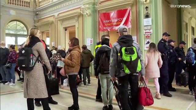 Украинские беженцы возвращаются