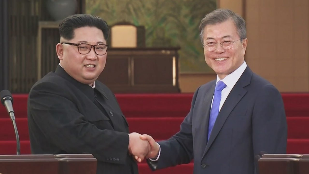 [더뉴스] 文 퇴임 앞두고 남북 정상 '친서 교환'...의미는? / YTN