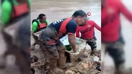 Heyelandan buzdolabının içine saklanarak kurtuldu
