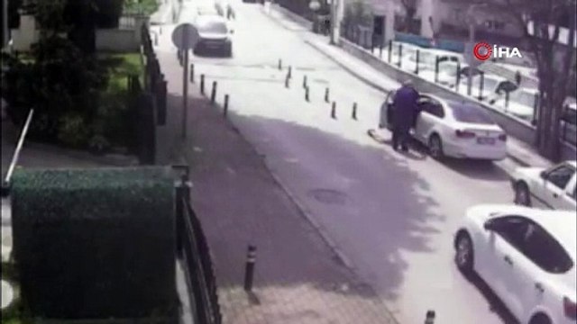Yol verme tartışması kavgaya dönüştü, yol ringe döndü!