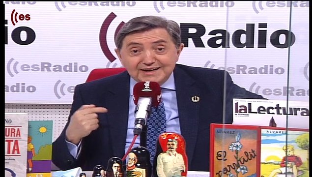 Federico a las 8: El viaje de Sánchez mientras tiene en el Gobierno a los putinejos de Podemos