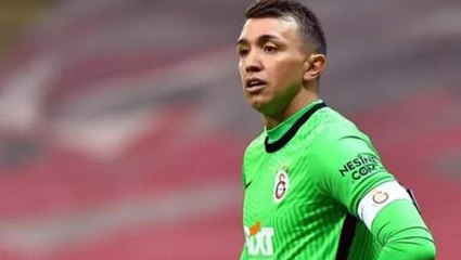 Muslera gidecek mi? Aldığı teklif Galatasaray'da tat kaçırdı
