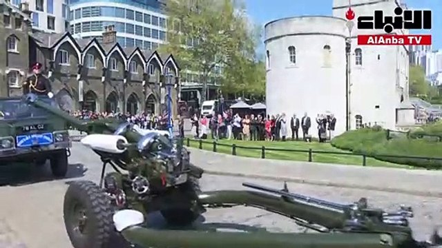 طلقات مدفعية في لندن لمناسبة عيد ميلاد الملكة إليزابيث الثانية السادس والتسعين