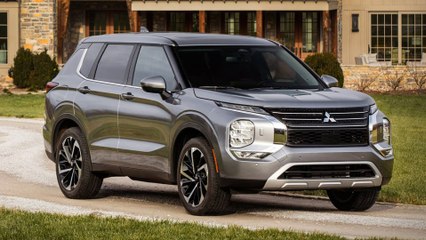 Mitsubishi Outlander 2022: Có thực sự bổ sung ""đồ chơi"" mới tại Việt Nam?