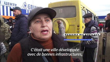 Ukraine: des évacués de Marioupol racontent leur ville "en ruines"