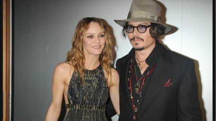 GALA VIDEO - Vanessa Paradis insultée par Johnny Depp : un e-mail ravageur dévoilé…