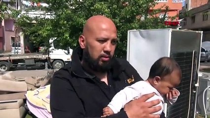 Evden çıkarılan çift 9 aylık bebekleriyle parkta yaşamaya başladı