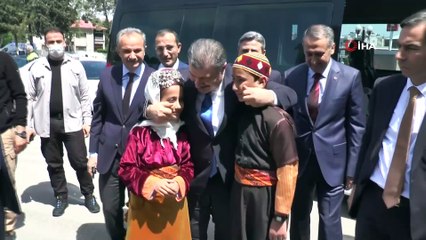 Sağlık Bakanı Koca "Bu noktayı önemli buluyorum" diyerek açıklama yaptı: Maskeler tamamen çıkacak mı?