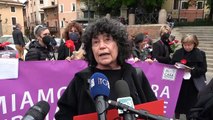 Roma, flash-mob pacifista della Casa Internazionale delle donne: 