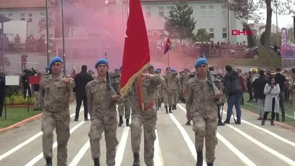 BİN 165 KOMANDO AİLELERİYLE BULUŞTU