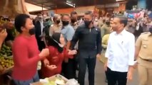 Pedagang Buah Histeris Nangis Ngadu ke Jokowi Pamannya Ditahan karena Tolak Pungli