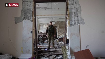 Guerre en Ukraine : le régiment Azov, dernier rempart de Marioupol