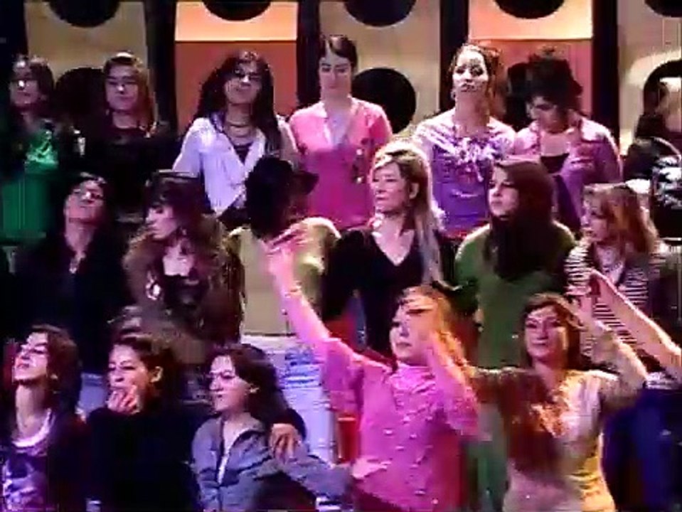 Sarhoş - Arif Sağ Sarhoş şarkısının hikayesini anlatıyor ve söylüyor.