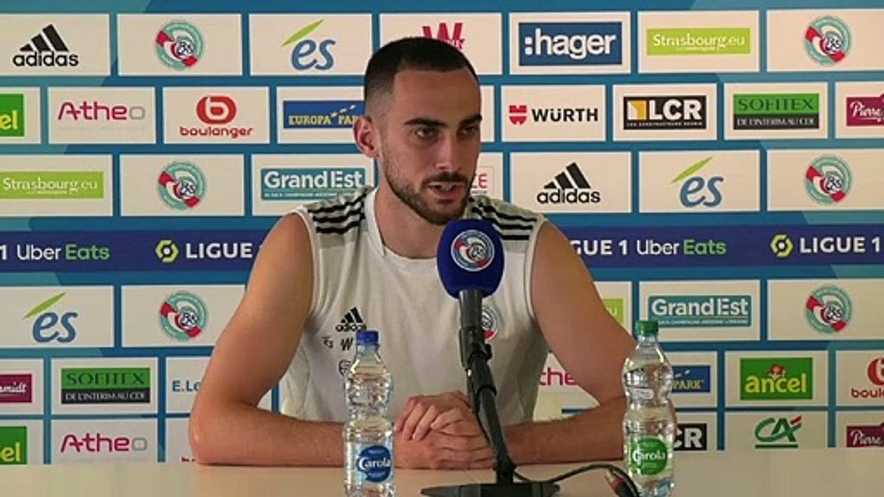 Lucas Perrin "Si quelqu'un a les paroles je suis preneur !"