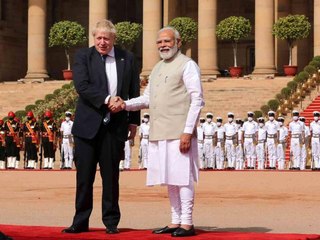 Johnson: "Ukrayna'daki savaş 2023 yılının sonuna kadar sürebilir"