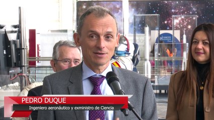 Museu de les Ciències exhibe el traje con el que Pedro Duque viajó a la Estación Espacial