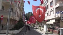 Marmaris'teki bu sokak sekizinci kez 23 Nisan coşkusuna hazırlanıyor