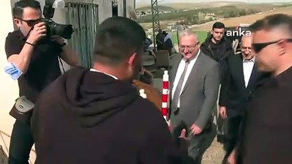 Kılıçdaroğlu, elektriği kesilen vatandaşı ziyaret etti