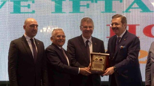 Kayseri'de Geleneksel Tescil Rekortmenleri belli olduTOBB Başkanı Rifat Hisarcıklıoğlu: Kayseri önemli projelere imza atıyor Kayseri Ticaret Borsası...