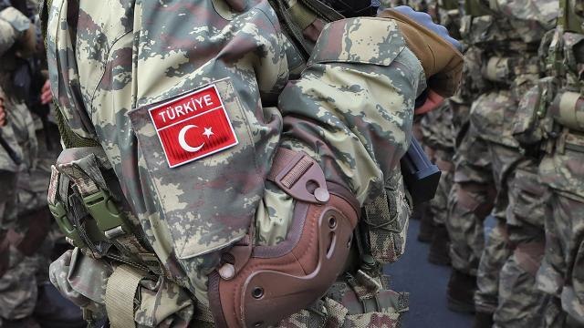 Son Dakika: Pençe-Kilit ve Fırat Kalkanı operasyonu bölgelerinden peş peşe acı haberler: 1 özel harekat polisi ve 1 teğmen şehit düştü