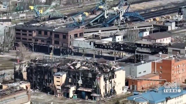 Mariupol’de toplu mezarlar uydu fotoğraflarıyla tespit edildi