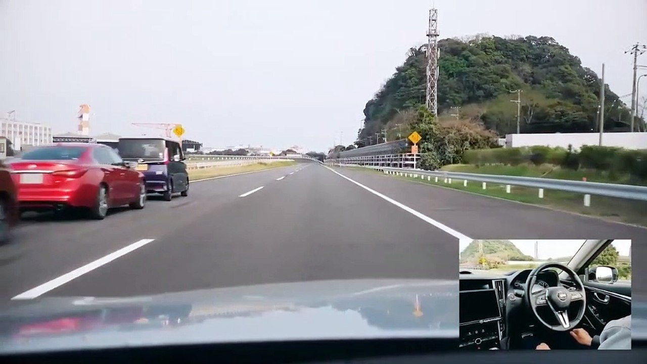 Conduite autonome Nissan - Evitement véhicules arrêtés dans la file de circulation
