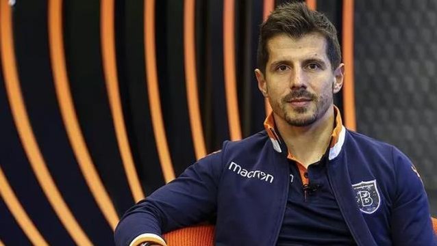 Yönetim kara kara ne yapacağını düşünüyor! Emre Belözoğlu, Fenerbahçe'yi büyük derde soktu