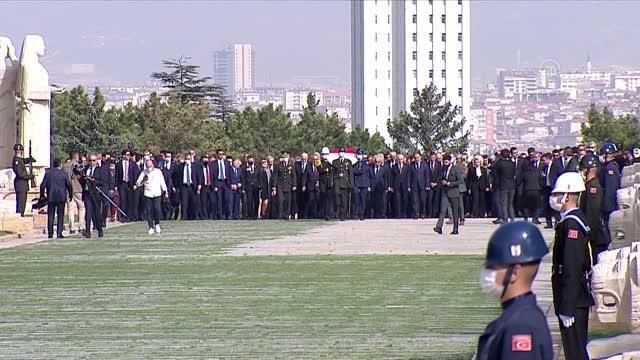 TBMM Başkanı Mustafa Şentop, Anıtkabir'de düzenlenen törene katıldı