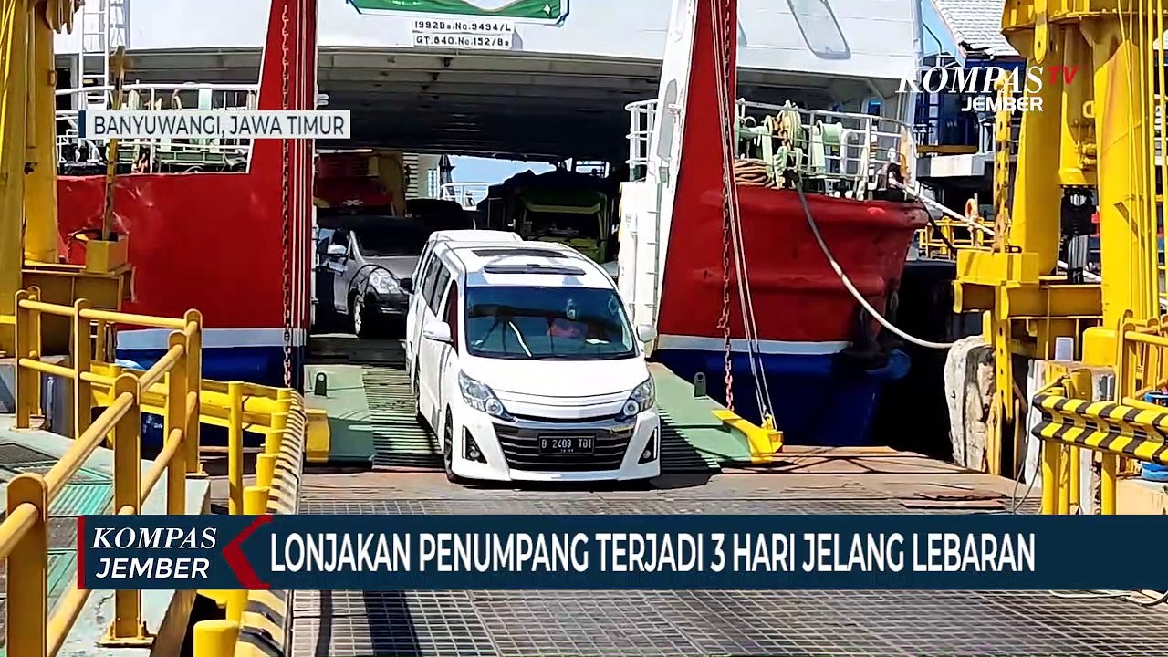 Puncak Arus Mudik di Pelabuhan Ketapang pada H-3 Lebaran