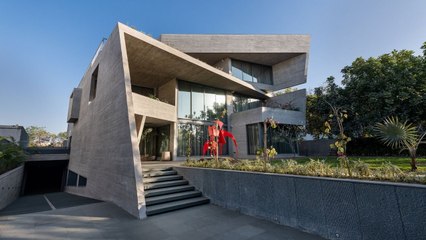 Beton Brut Residence in Ahmedabad, Gujarat, #India by tHE gRID Architects
